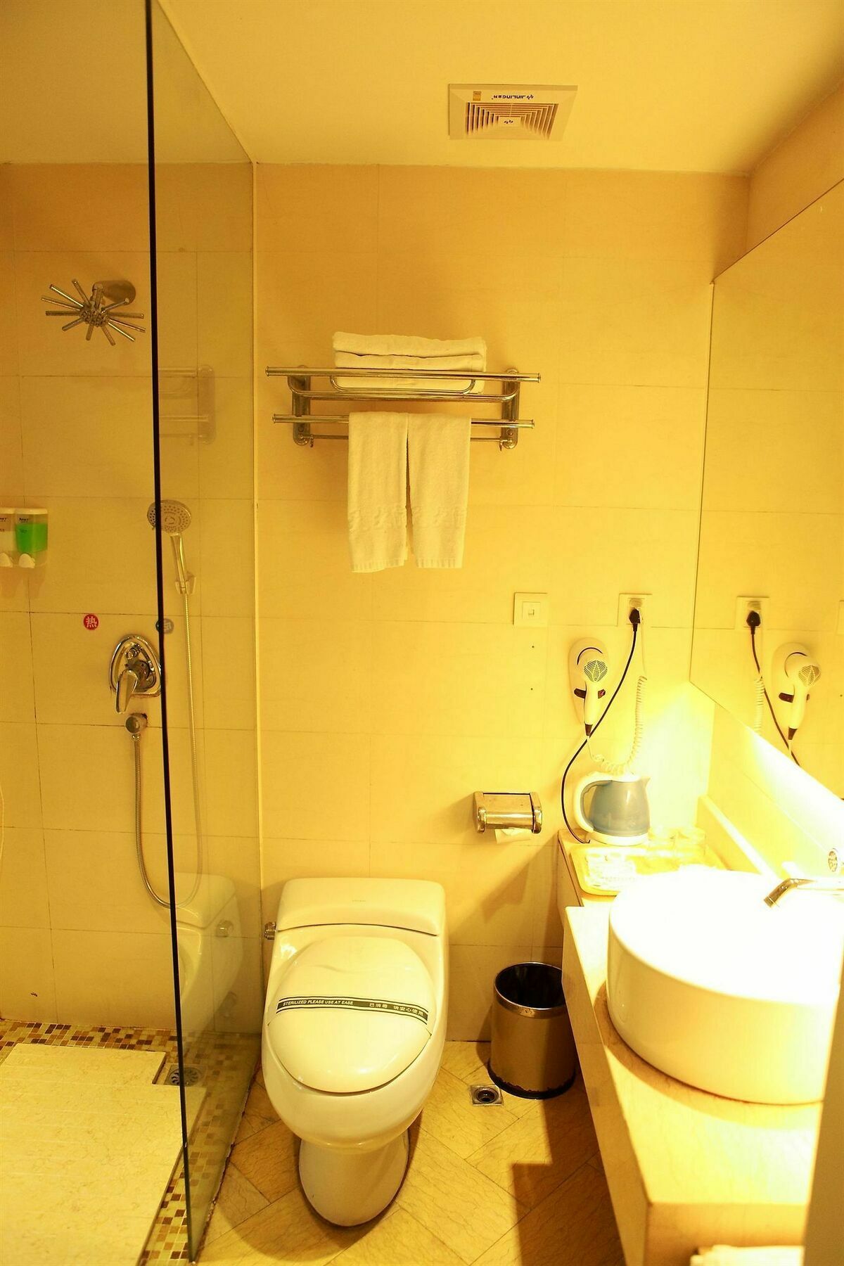 Bluesky Hotel Guangzhou Luaran gambar