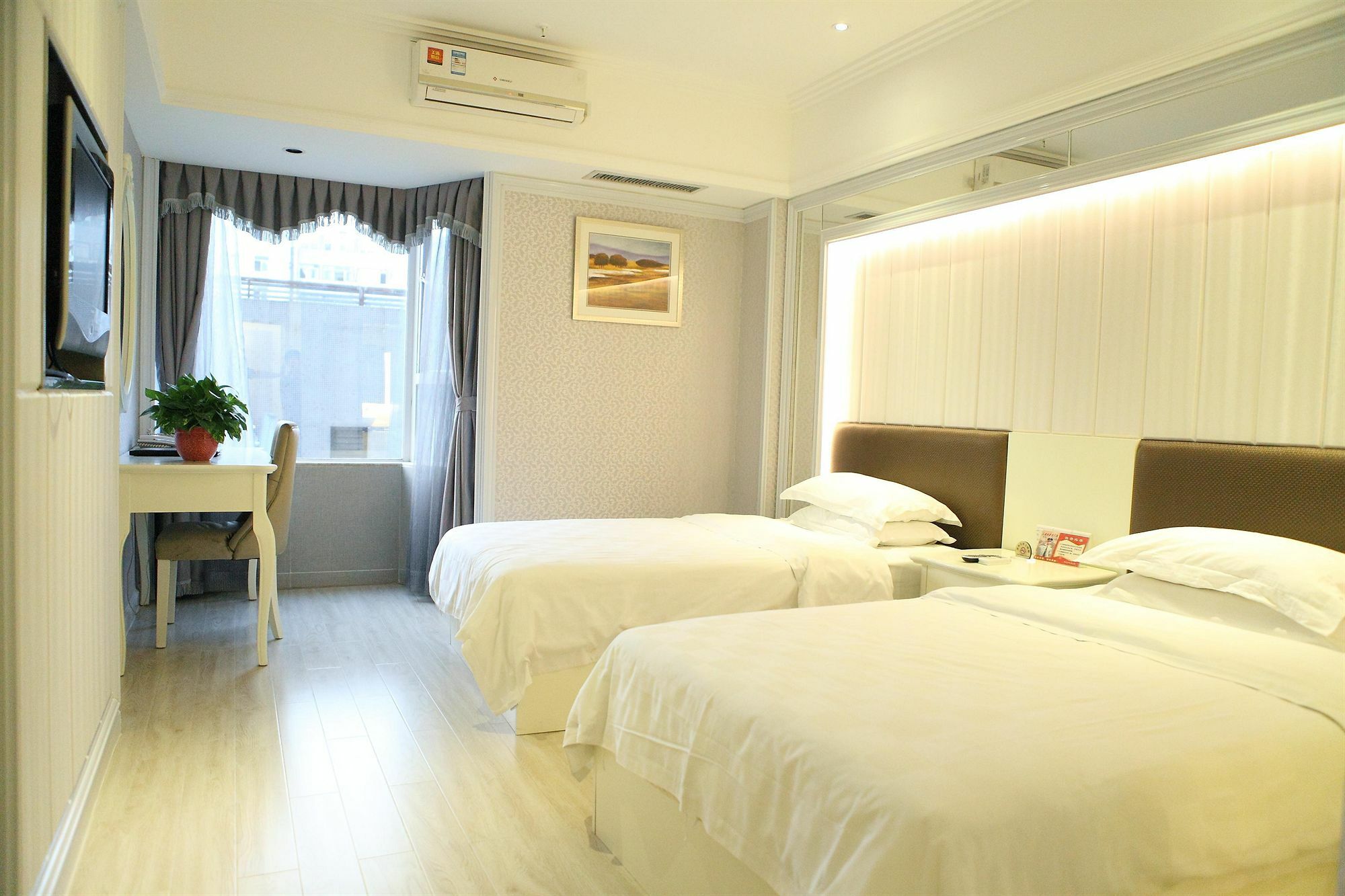 Bluesky Hotel Guangzhou Luaran gambar