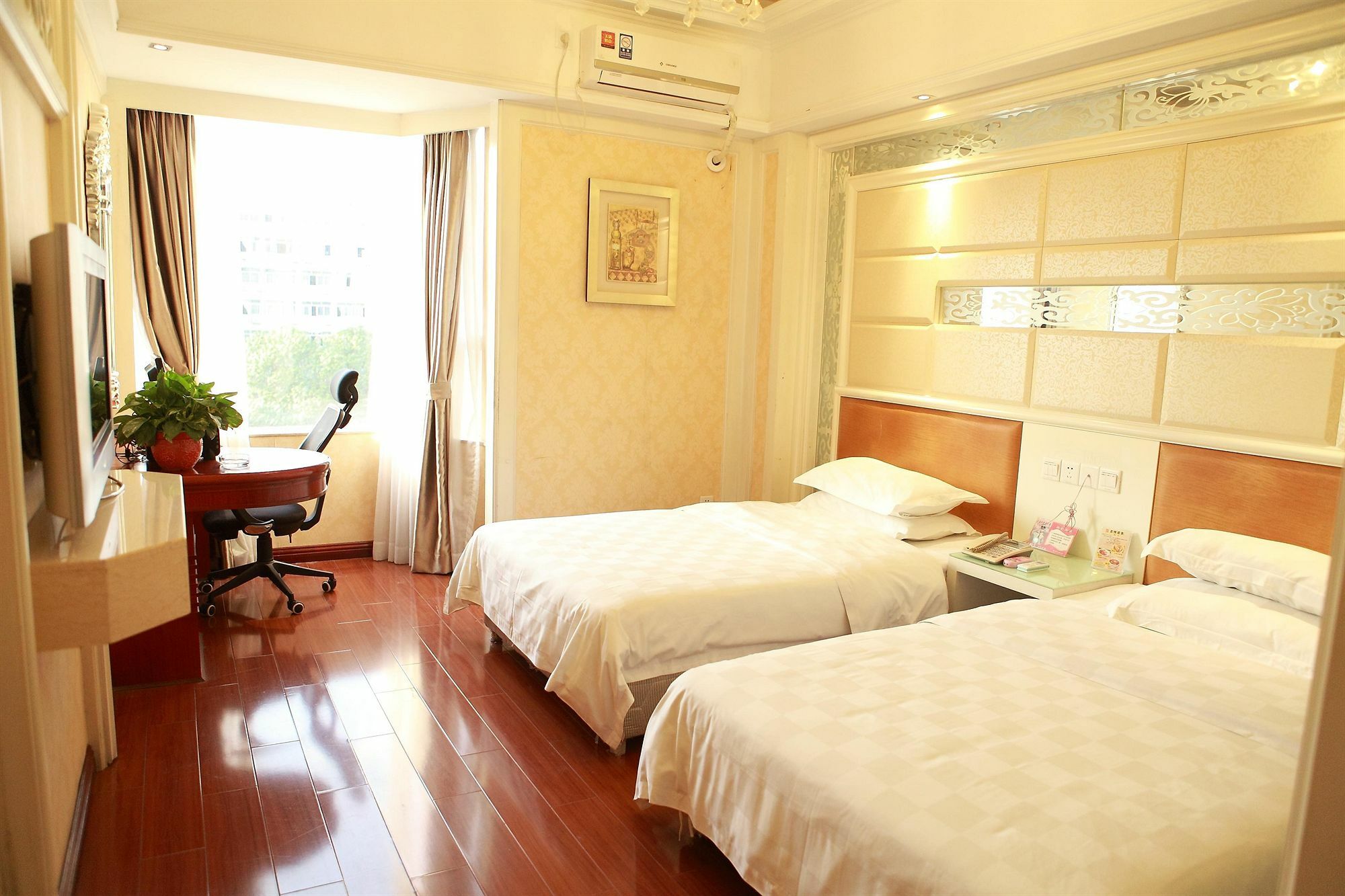 Bluesky Hotel Guangzhou Luaran gambar