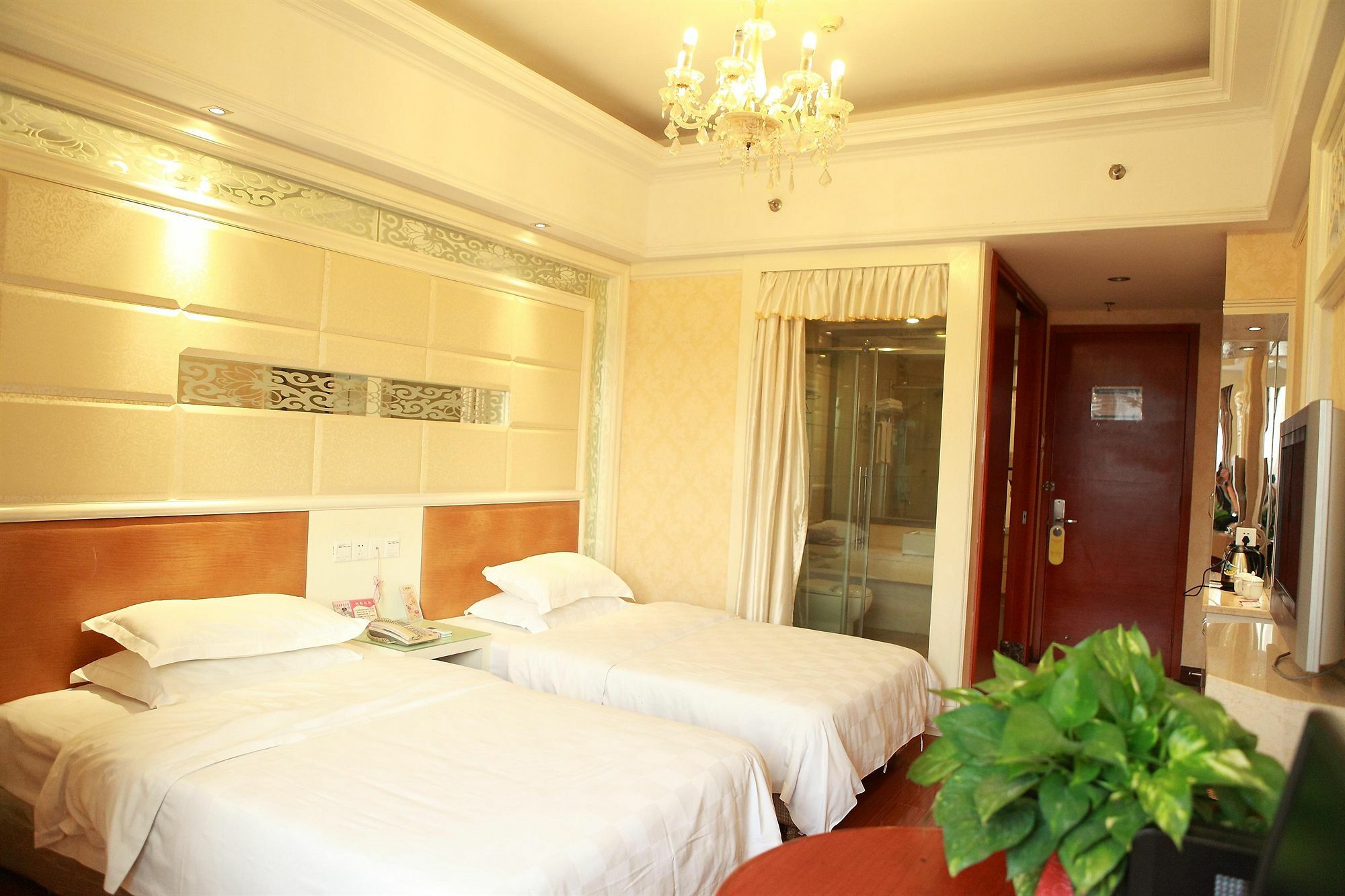 Bluesky Hotel Guangzhou Luaran gambar